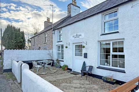 undefined, Llandyfrydog, Llannerch-y-Medd, Isle of Anglesey, LL71