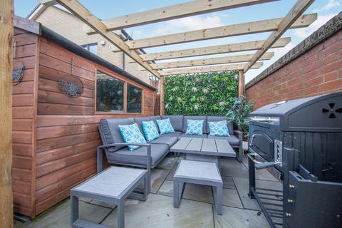 2 bedroom semi-detached house for sale, Waterford Road, Ipswich, IP1