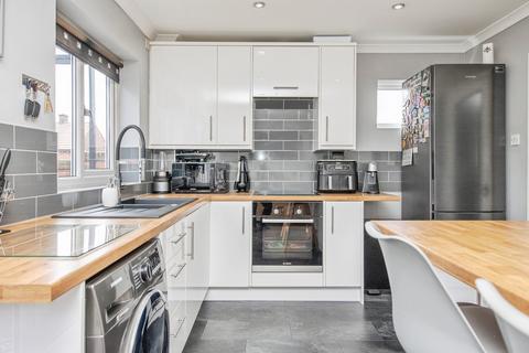 2 bedroom semi-detached house for sale, Waterford Road, Ipswich, IP1