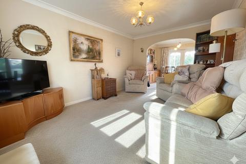 undefined, Catesby Green, Luton, Bedfordshire, LU3 4DP