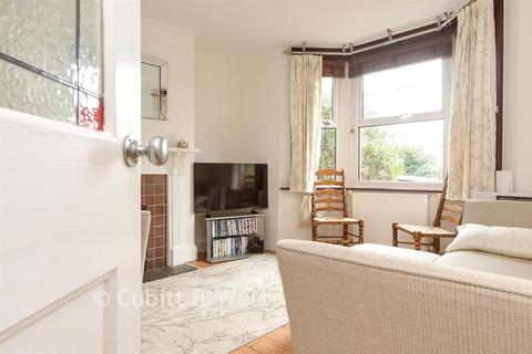 3 bedroom semi-detached house for sale, Pound Lane, Epsom KT19