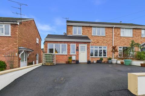 3 bedroom semi-detached house for sale, Hawthorn Crescent, Bewdley, DY12 2JE