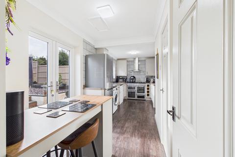 3 bedroom semi-detached house for sale, Hawthorn Crescent, Bewdley, DY12 2JE