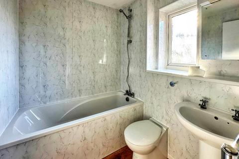 undefined, Montana Close, Sanderstead, CR2 0AT