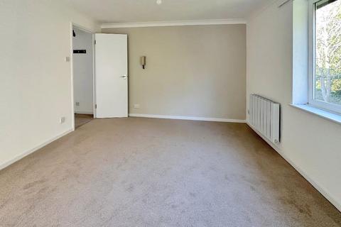 undefined, Montana Close, Sanderstead, CR2 0AT