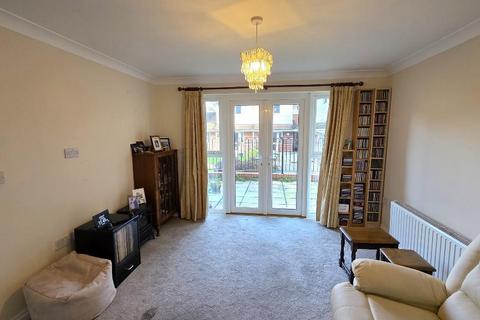 1 bedroom retirement property for sale, Foreland Road, Bembridge, Isle of Wight, PO35 5XN