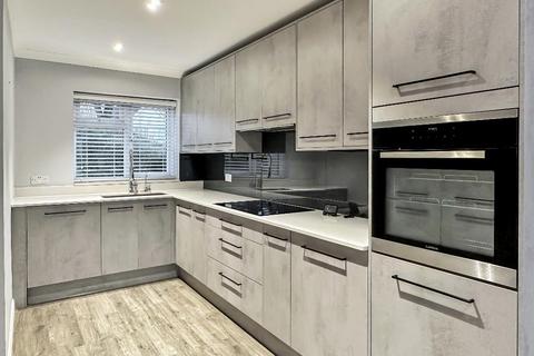 undefined, Limpsfield Road, Sanderstead, CR2 9DE