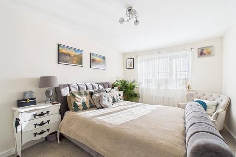 undefined, Chestnut Drive, Cornwall PL15