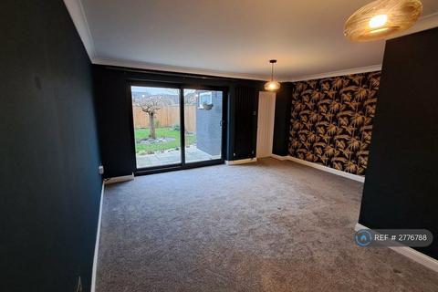 undefined, Monce Close, Lincoln, LN2