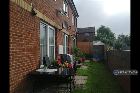 undefined, Wensleydale, Luton, LU2