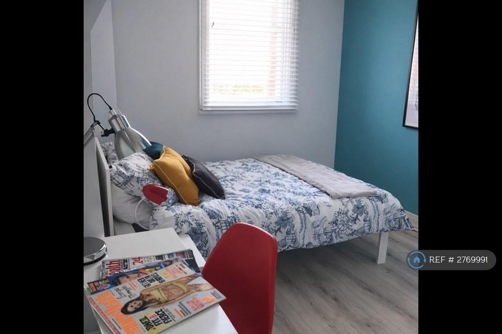 Room Picture 2