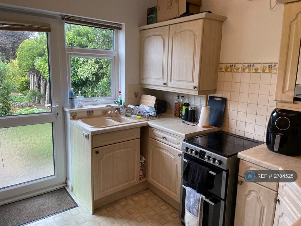 Kitchen 1
