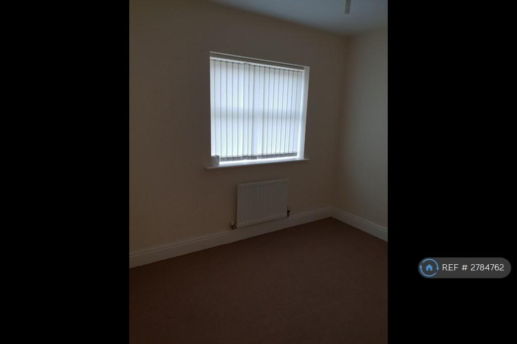 2nd Bedroom