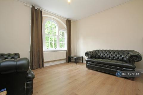 2 bedroom flat to rent, Alderley House, London, SW8