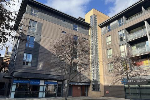 2 bedroom flat to rent, High St, Manchester, M4