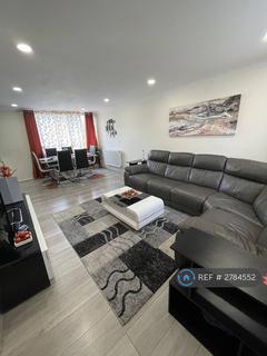 3 bedroom end of terrace house to rent, Hobart Walk, St. Albans, AL3