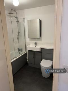 undefined, Melliss Ave, Kew, TW9