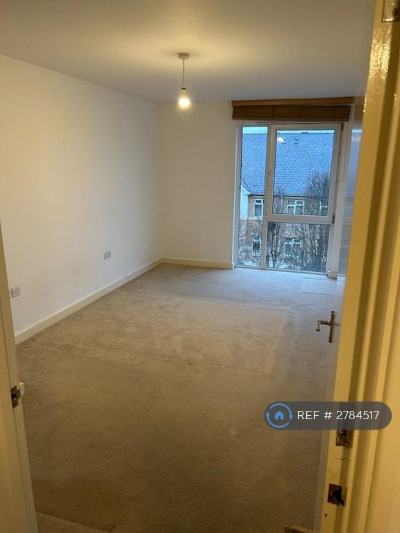Bedroom With Built In Cupboard