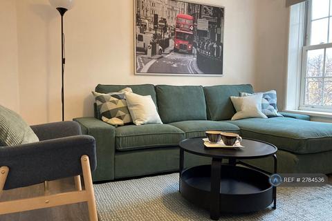 3 bedroom flat to rent, Rushton House, London, SW8