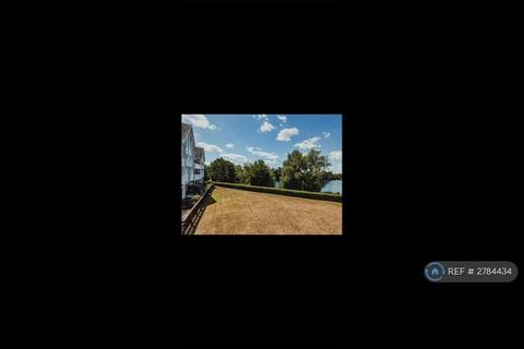 undefined, Larkfield, Aylesford, ME20