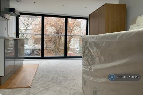 undefined, Manchester Road, London, E14