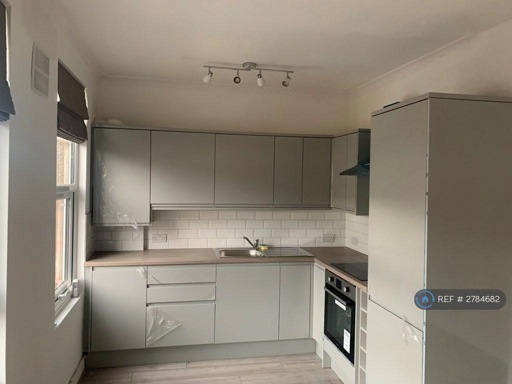 Living Area &amp; Kitchen
