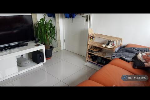 1 bedroom flat to rent, Keyworth, Nottingham, NG12