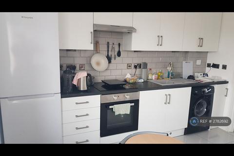 1 bedroom flat to rent, Keyworth, Nottingham, NG12