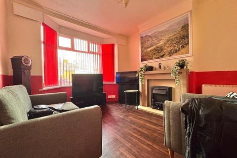 3 bedroom terraced house for sale, Jowetts Lane, West Bromwich, West Midlands, B71 2QU