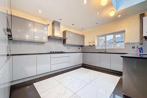 undefined, Tweedsmuir Road, Cardiff, CF24