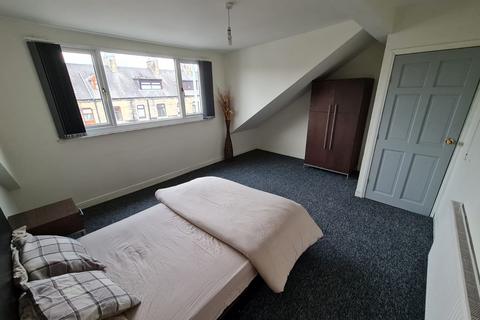 undefined, Thornton Lane, Bradford BD5