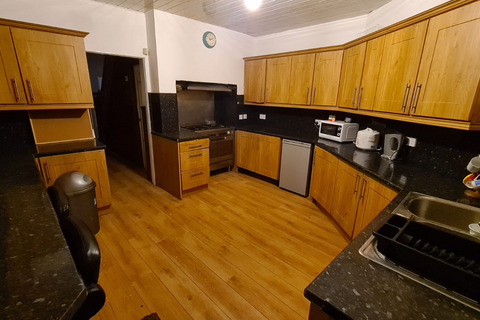 undefined, Thornton Lane, Bradford BD5