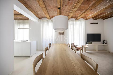 2 bedroom apartment, Flat For Sale In Ciutat Vella, Ciutat Vella, Barcelona
