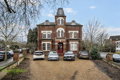 Birdhurst Road, South Croydon, CR2