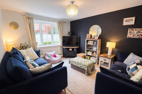 4 bedroom detached house for sale, Campus Drive, Northampton NN2