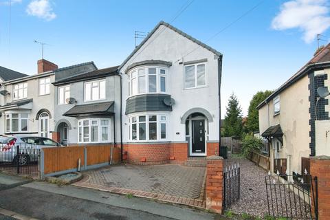 3 bedroom end of terrace house for sale, Yew Tree Road, Dudley, DY2