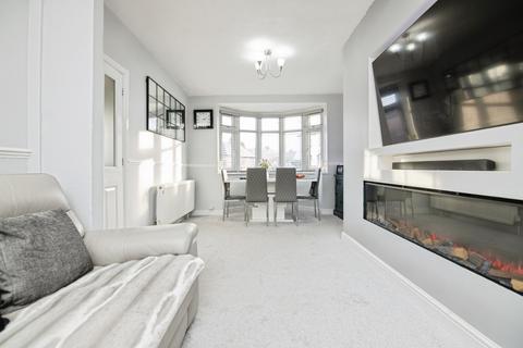 3 bedroom end of terrace house for sale, Yew Tree Road, Dudley, DY2