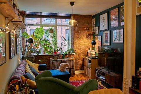 2 bedroom flat for sale, Chester Road, Manchester M16