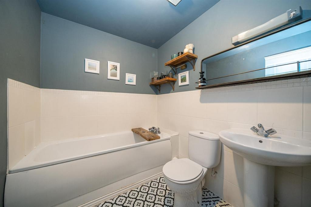 Ensuite Bedroom Two