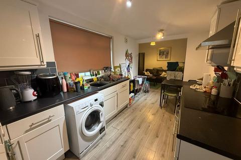 undefined, Newcastle upon Tyne NE6