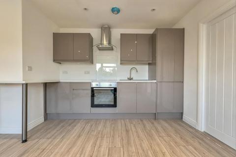 1 bedroom apartment to rent, Windsor Court, N14