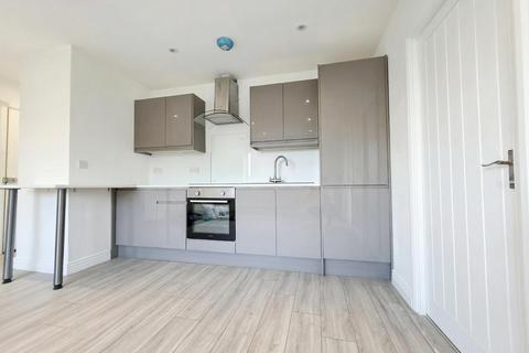 1 bedroom apartment to rent, Windsor Court, N14