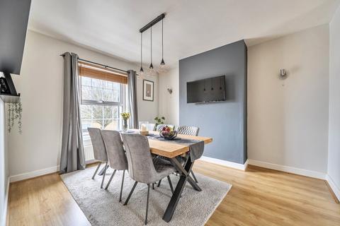 2 bedroom apartment for sale, North Street, Wellington, Somerset, TA21