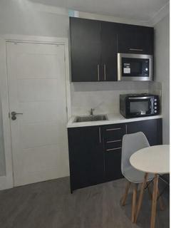 Studio to rent, Quantock Gardens, Cricklewood, NW2