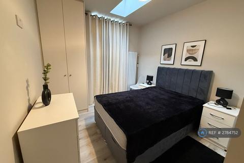 undefined, Mandeville Road, Northolt, UB5