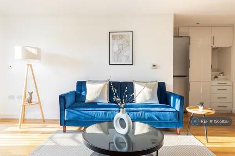 2 bedroom flat to rent, Brook Avenue, Wembley Park, HA9