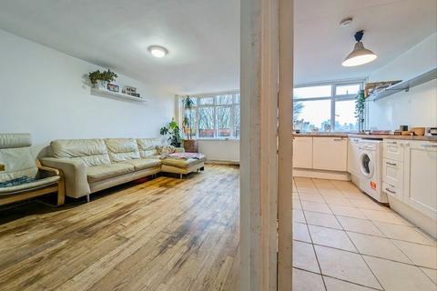 1 bedroom flat to rent, Murfett Close, London