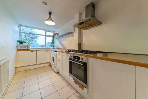 1 bedroom flat to rent, Murfett Close, London