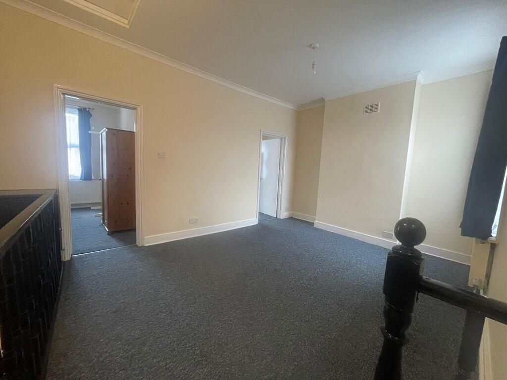 Living area.jpeg