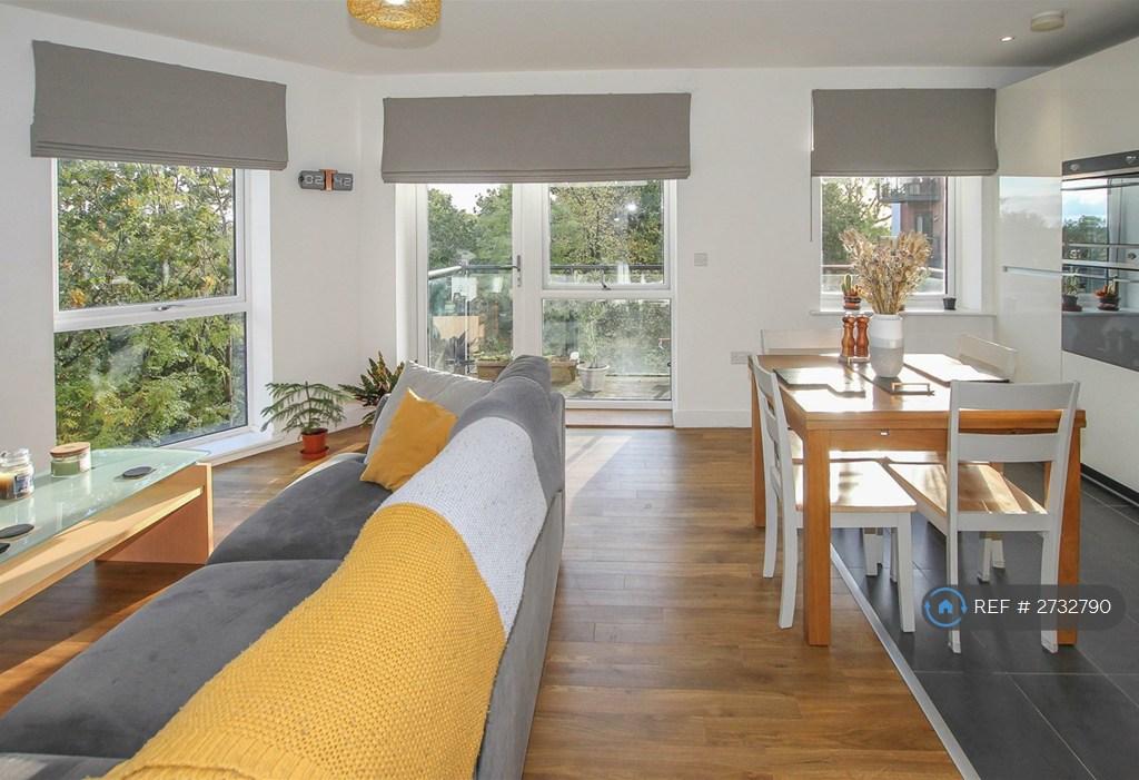 Kitchen/Lounge